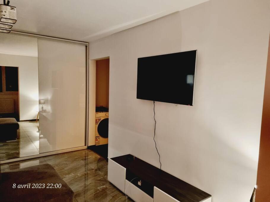 Le Nid D'Adam Apartment Zarnesti Ngoại thất bức ảnh